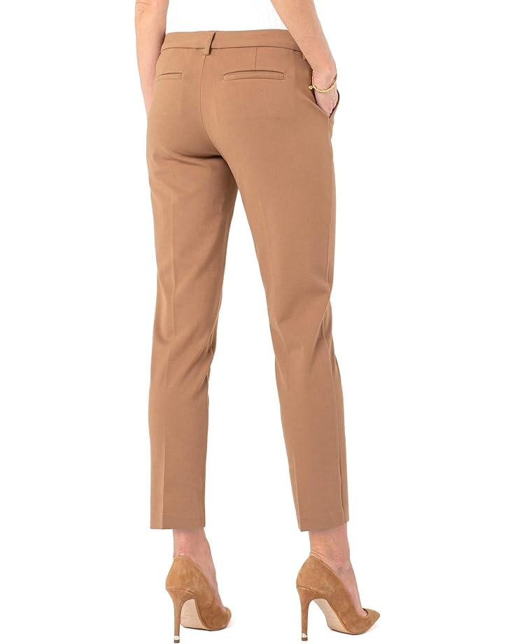 Брюки Liverpool Los Angeles Petite Kelsey Straight Leg Trousers in Super Stretch Ponte Knit, цвет Maple
Брюки Liverpool Los Angeles Petite Kelsey Straight Leg Trousers in Super Stretch Ponte Knit, цвет Maple