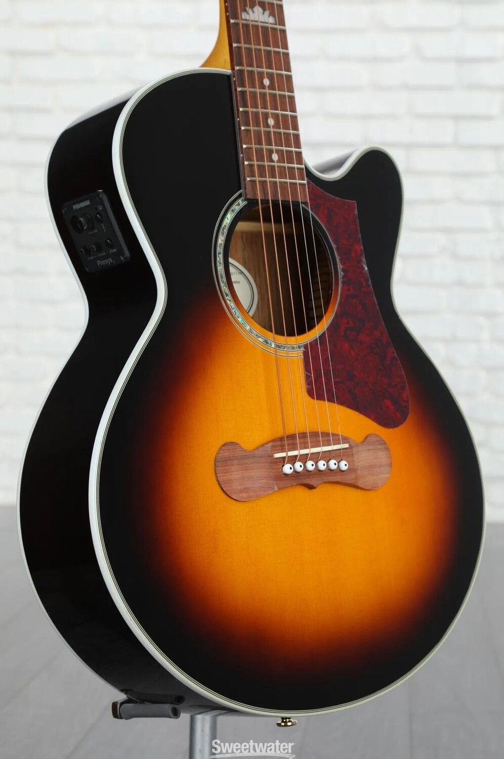 Акустически-электрическая гитара Epiphone J-200 EC Studio Parlor - Vintage Sunburst
Акустически-электрическая гитара Epiphone J-200 EC Studio Parlor - Vintage Sunburst