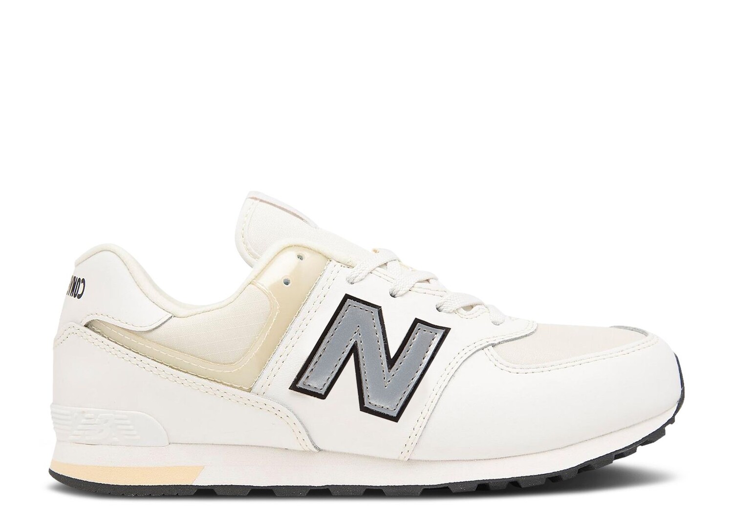 Кроссовки New Balance Joe Freshgoods X 574 Big Kid 'Conversations Amongst Us', кремовый
Кроссовки New Balance Joe Freshgoods X 574 Big Kid 'Conversations Amongst Us', кремовый