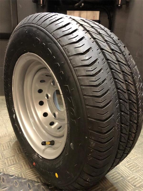 Летние шины Peräkärrynrengas sis peltivanne 6x10 5/112 ET-4 CB67 195/55 R10 98/96N
Летние шины Peräkärrynrengas sis peltivanne 6x10 5/112 ET-4 CB67 195/55 R10 98/96N