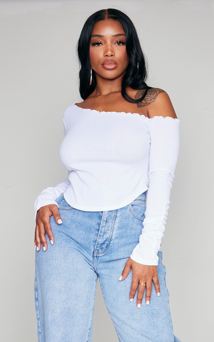 PrettyLittleThing Белый топ Shape с длинными рукавами и завязками в рубчик, со сборками
PrettyLittleThing Белый топ Shape с длинными рукавами и завязками в рубчик, со сборками