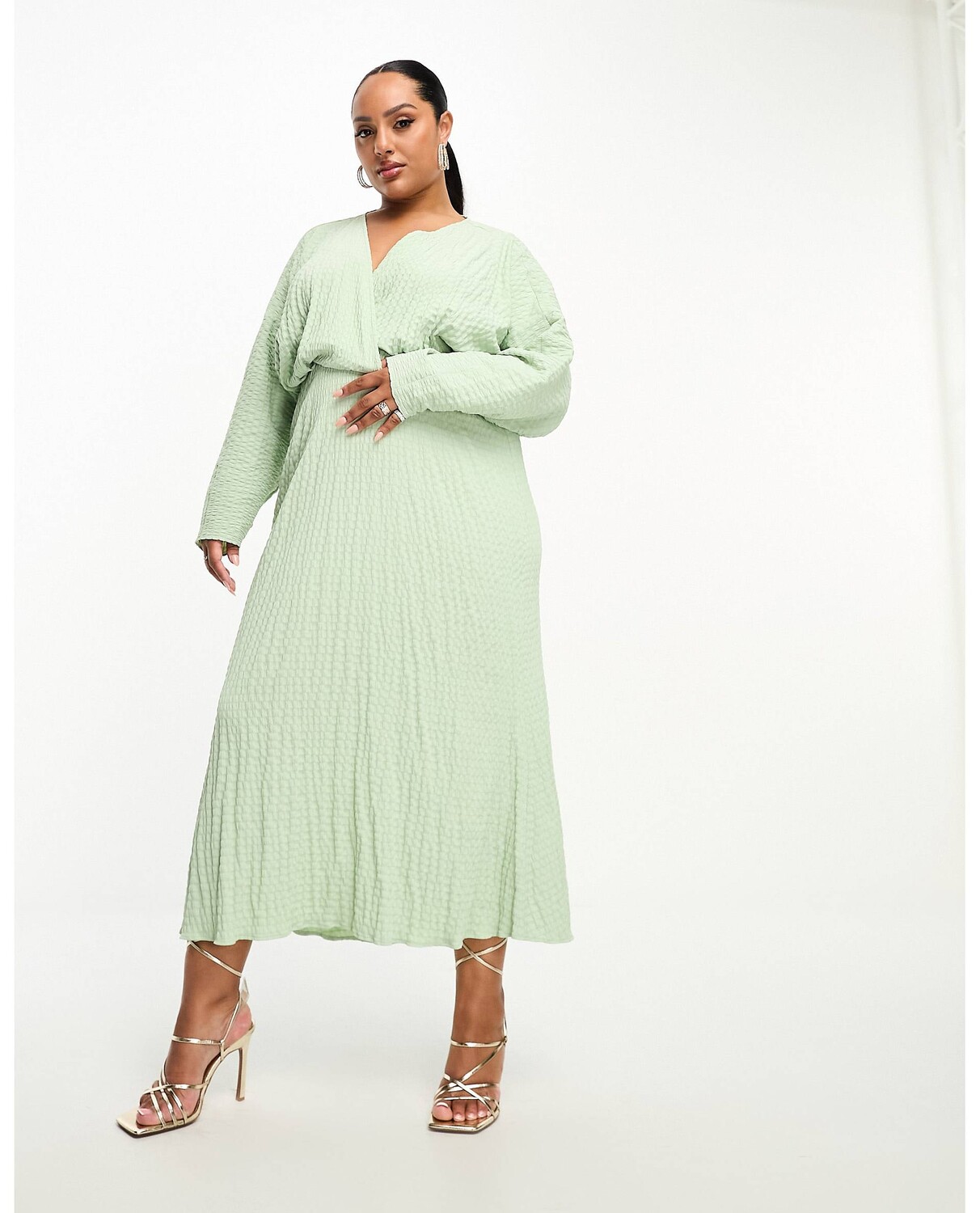 Зеленое платье мидакси с запахом \"летучая мышь\" ASOS DESIGN Curve Curve ASOS Curve, Зеленый
Зеленое платье мидакси с запахом \"летучая мышь\" ASOS DESIGN Curve Curve ASOS Curve, Зеленый