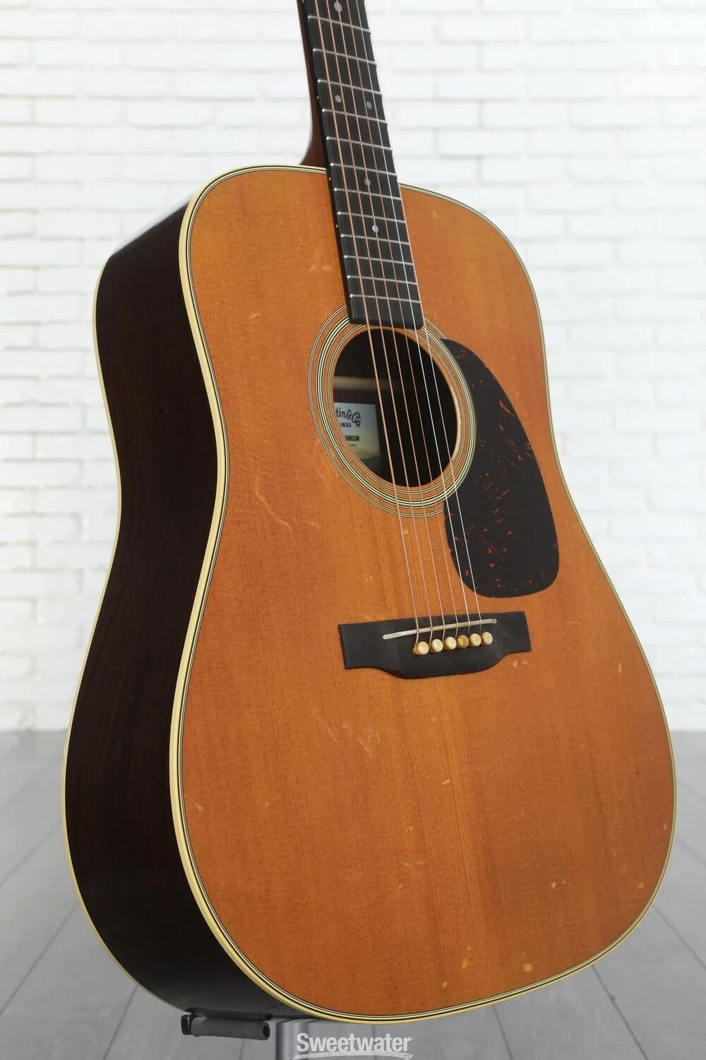 Акустическая гитара Martin Rich Robinson Custom Signature Edition D-28 - натуральный
Акустическая гитара Martin Rich Robinson Custom Signature Edition D-28 - натуральный
