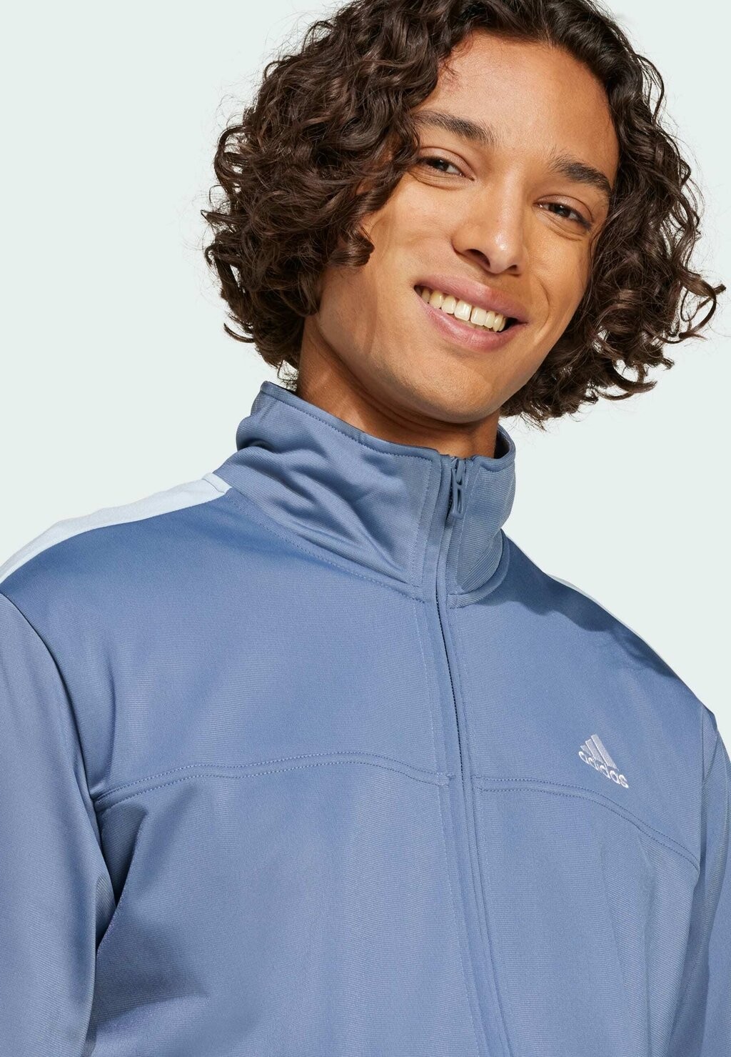Спортивный костюм adidas Sportswear, чернила preloved ink blue Legend Ink Small Logo Colorblock Tracksuits
Спортивный костюм adidas Sportswear, чернила preloved ink blue Legend Ink Small Logo Colorblock Tracksuits