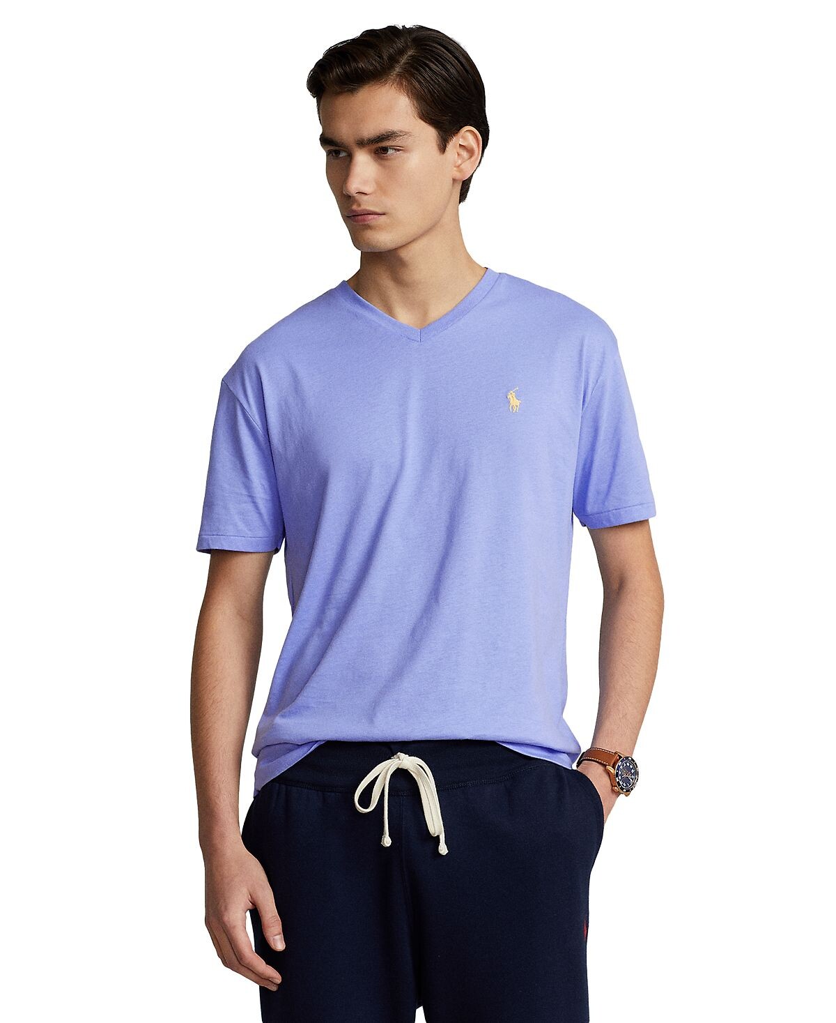 Мужская трикотажная футболка классического кроя с v-образным вырезом Polo Ralph Lauren
Мужская трикотажная футболка классического кроя с v-образным вырезом Polo Ralph Lauren