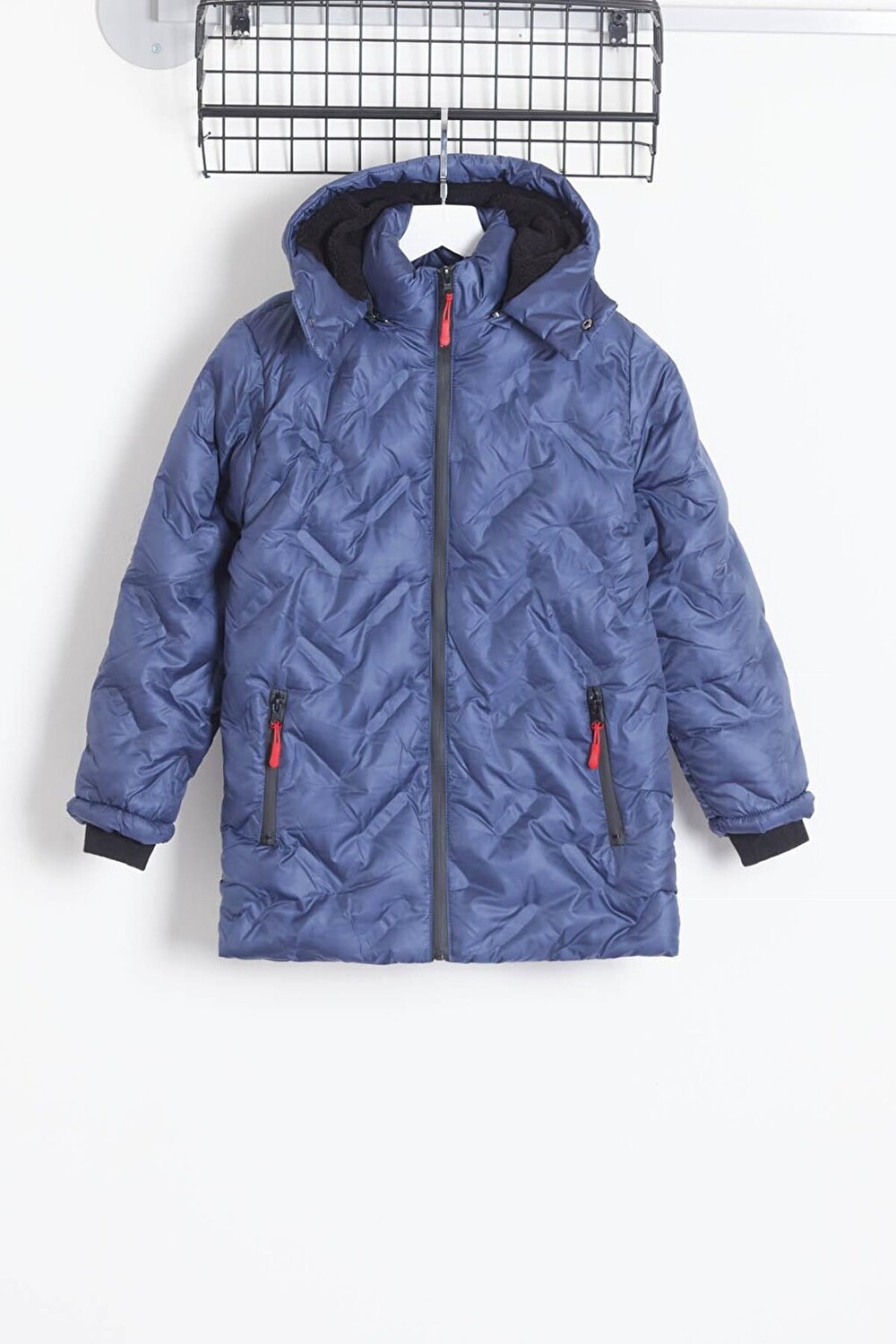Пальто для мальчика Cross Printed Hooded Puffer Coat 14539 Bilen Kids, темно-синий
Пальто для мальчика Cross Printed Hooded Puffer Coat 14539 Bilen Kids, темно-синий