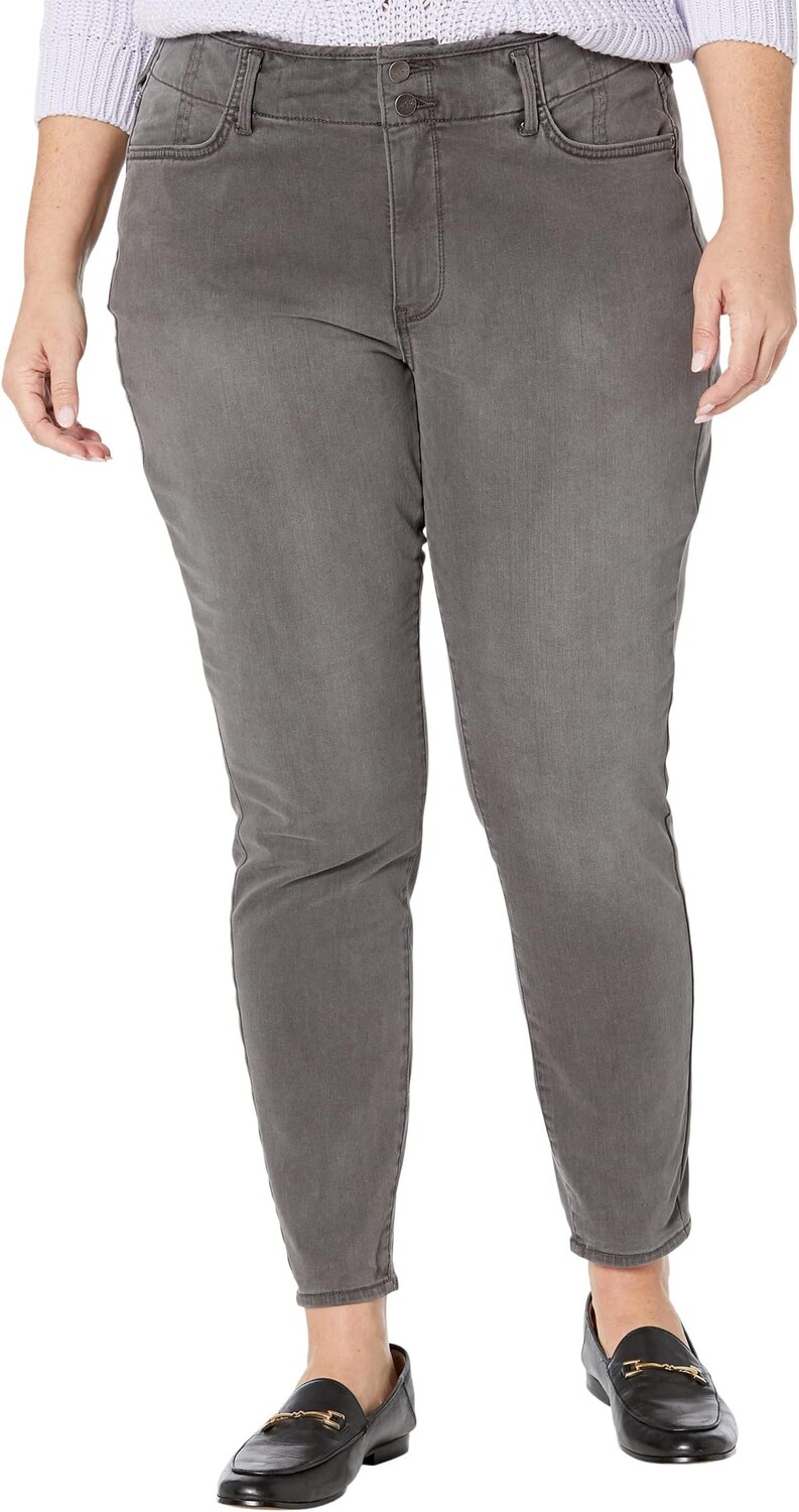 Джинсы Plus Size Ami Skinny Hollywood Waistband in Smokey Mountain NYDJ, цвет Smokey Mountain
Джинсы Plus Size Ami Skinny Hollywood Waistband in Smokey Mountain NYDJ, цвет Smokey Mountain
