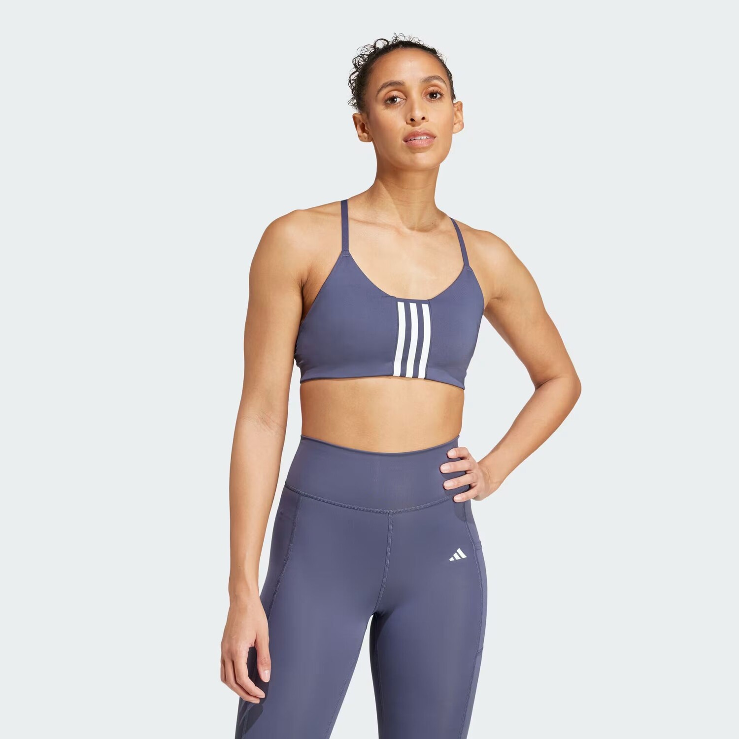 Бюстгальтер с легкой поддержкой Aeroimpact Training Adidas, цвет Shadow Navy/White
Бюстгальтер с легкой поддержкой Aeroimpact Training Adidas, цвет Shadow Navy/White