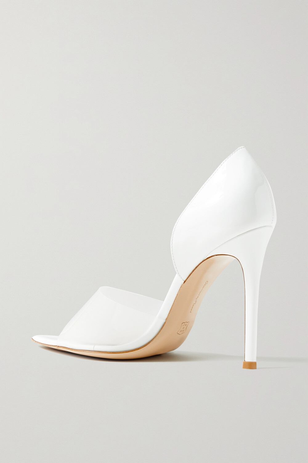 GIANVITO ROSSI туфли-лодочки Bree 105 из лакированной кожи с отделкой из ПВХ, белый
GIANVITO ROSSI туфли-лодочки Bree 105 из лакированной кожи с отделкой из ПВХ, белый