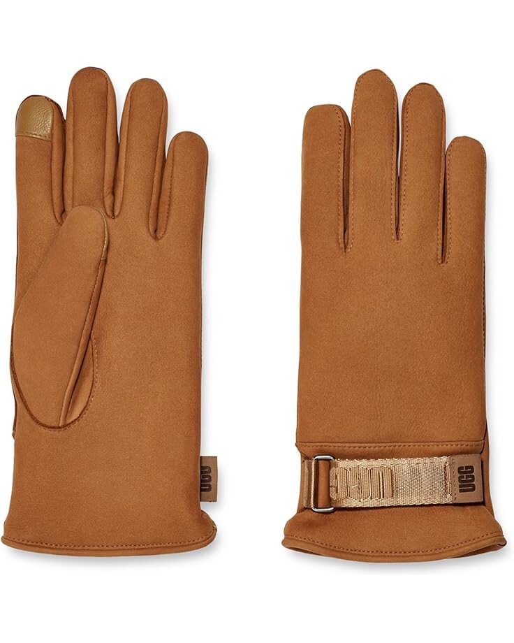 Перчатки UGG Logo Leather Smart Gloves with Conductive Tips and Recycled Microfur Lining, цвет Chestnut
Перчатки UGG Logo Leather Smart Gloves with Conductive Tips and Recycled Microfur Lining, цвет Chestnut
