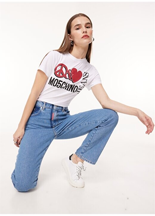 Прямые женские джинсовые брюки цвета индиго с высокой талией J0330 Moschino Jeans, индиго
Прямые женские джинсовые брюки цвета индиго с высокой талией J0330 Moschino Jeans, индиго