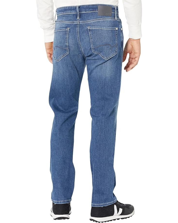 Джинсы Mavi Jeans Zach Straight in Mid Brushed Organic Move, цвет Mid Brushed Organic Move
Джинсы Mavi Jeans Zach Straight in Mid Brushed Organic Move, цвет Mid Brushed Organic Move