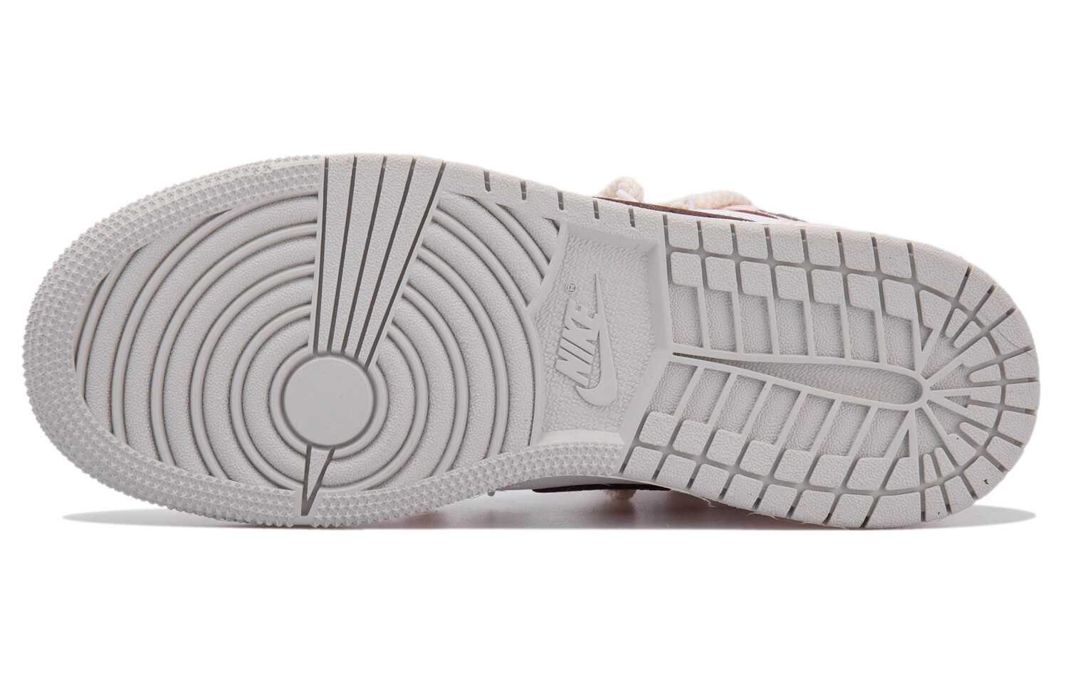 Кроссовки Air Jordan 1 Vintage Basketball Shoes Women's High-top White/pink/brown, розовый
Кроссовки Air Jordan 1 Vintage Basketball Shoes Women's High-top White/pink/brown, розовый