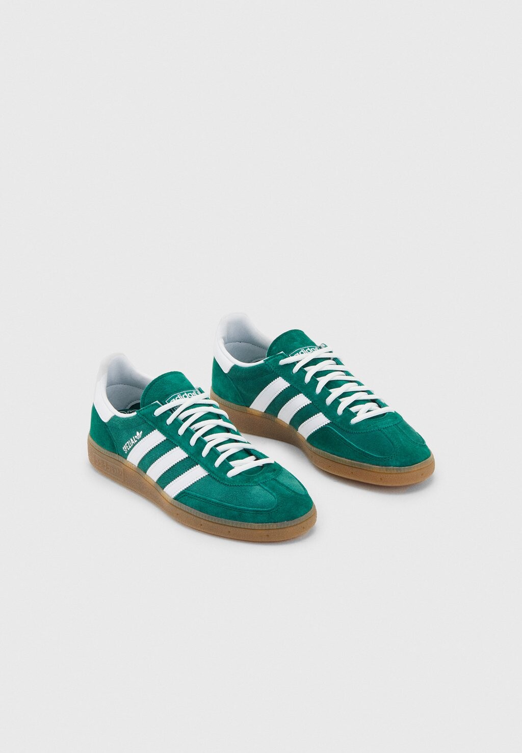 Кроссовки adidas Originals HANDBALL SPEZIAL UNISEX, цвет collegiate green/white/gum
Кроссовки adidas Originals HANDBALL SPEZIAL UNISEX, цвет collegiate green/white/gum