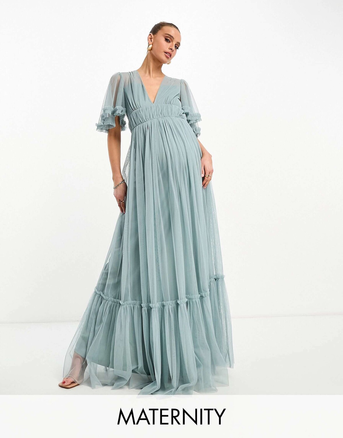 Beauut Maternity Платье макси из тюля для подружек невесты с развевающимися рукавами дымчатого цвета
Beauut Maternity Платье макси из тюля для подружек невесты с развевающимися рукавами дымчатого цвета