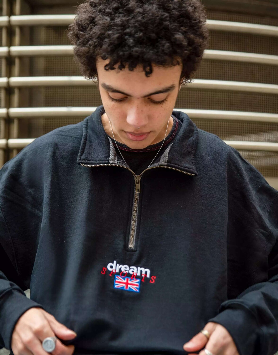 DBDNS флис черного цвета со спортивной вышивкой Dream Dream But Do Not Sleep, Черный
DBDNS флис черного цвета со спортивной вышивкой Dream Dream But Do Not Sleep, Черный