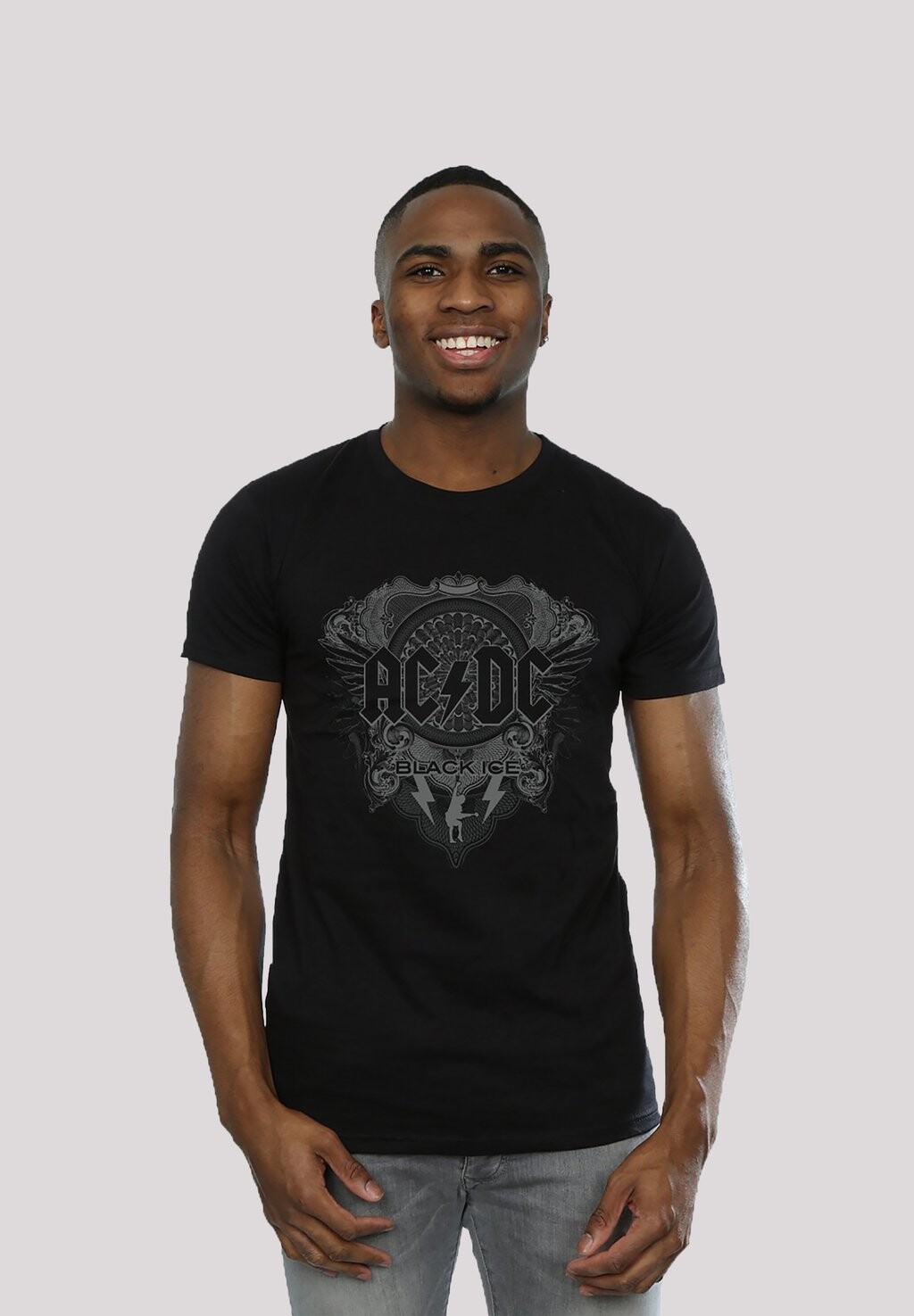 Футболка с принтом ACDC BLACK ICE PREMIUM ROCK METAL MUSIK BAND FAN MERCH FÜR KIN F4NT4STIC, цвет black
Футболка с принтом ACDC BLACK ICE PREMIUM ROCK METAL MUSIK BAND FAN MERCH FÜR KIN F4NT4STIC, цвет black