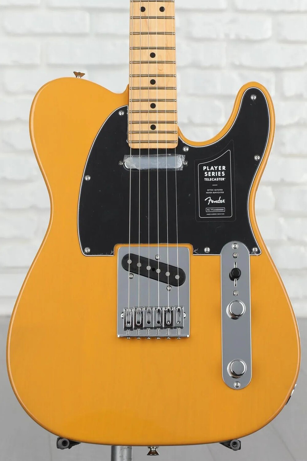 Fender Player Telecaster — блондинка цвета ириски с кленовой накладкой на грифе
Fender Player Telecaster — блондинка цвета ириски с кленовой накладкой на грифе