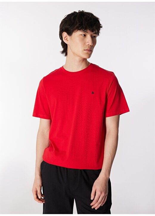Красная мужская футболка с круглым вырезом JJEPAULOS TEE SS CREW NECK NOOS Jack & Jones, красный
Красная мужская футболка с круглым вырезом JJEPAULOS TEE SS CREW NECK NOOS Jack & Jones, красный