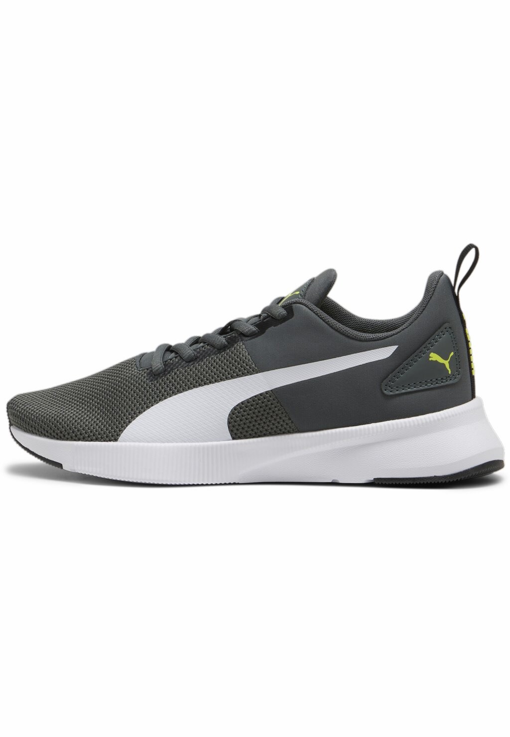 Нейтральные кроссовки Flyer Runner Jr Puma, цвет mineral gray- white- black
Нейтральные кроссовки Flyer Runner Jr Puma, цвет mineral gray- white- black