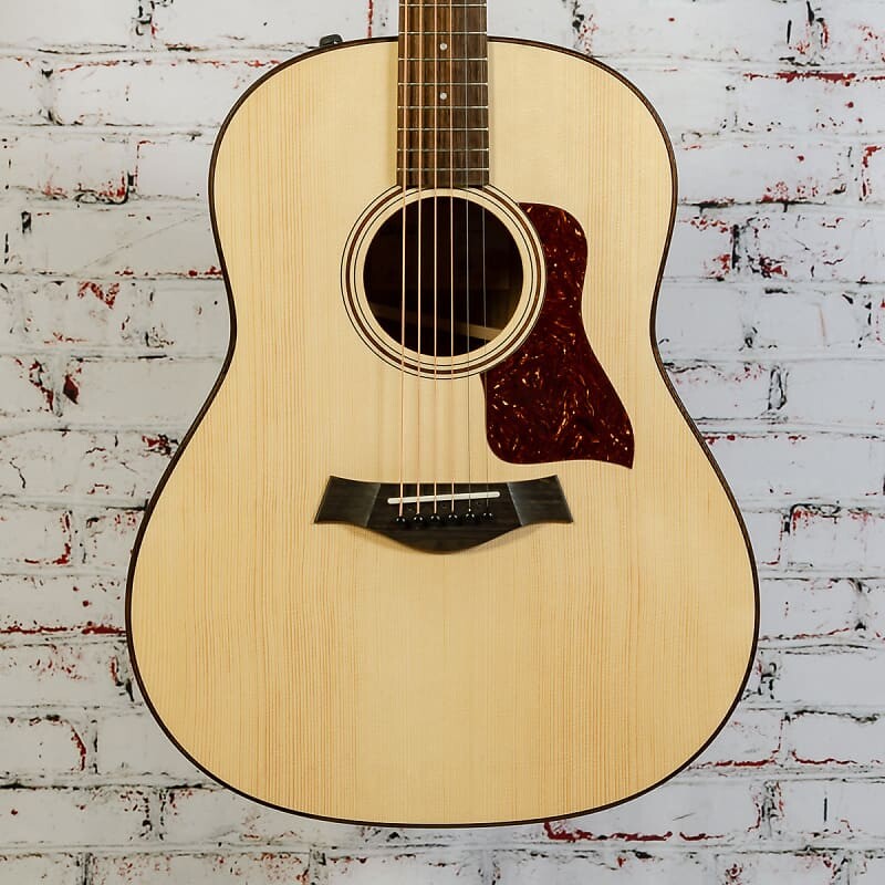 Акустическая гитара Taylor American Dream AD17e Acoustic-Electric Guitar Natural Top x2036
Акустическая гитара Taylor American Dream AD17e Acoustic-Electric Guitar Natural Top x2036