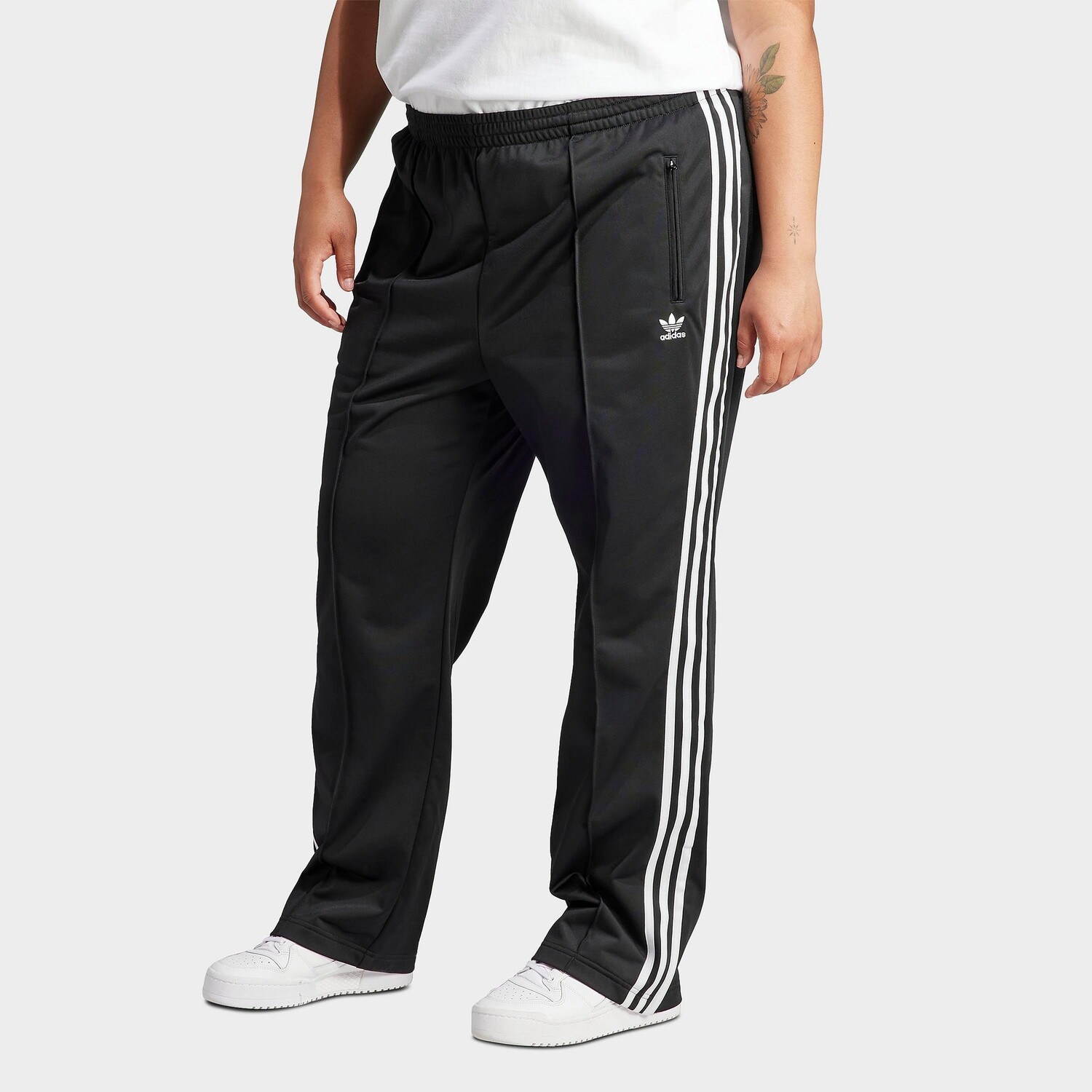 Женские спортивные брюки adidas Originals adicolor Firebird Primeblue (большие размеры), черный
Женские спортивные брюки adidas Originals adicolor Firebird Primeblue (большие размеры), черный