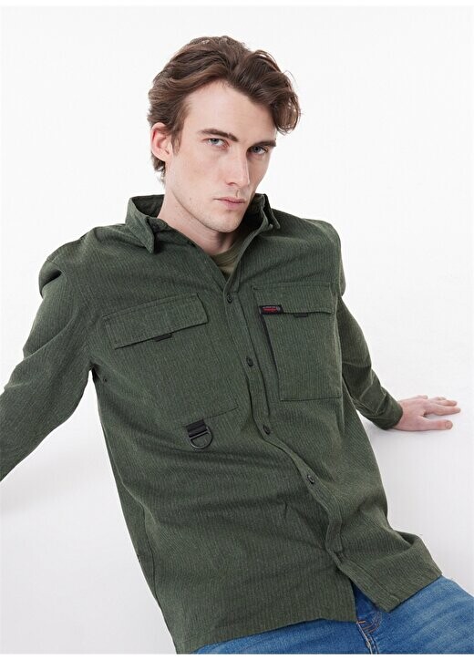 Зеленая мужская рубашка Regular Fit W232451300 Рубашка с длинным рукавом Wrangler, зеленый
Зеленая мужская рубашка Regular Fit W232451300 Рубашка с длинным рукавом Wrangler, зеленый