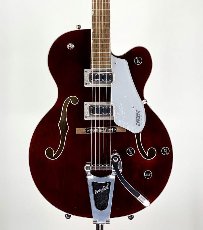Электрогитара Gretsch G5420T Electromatic Classic Hollow Body Bigsby Walnut Stain Ser# CYGC22020571
Электрогитара Gretsch G5420T Electromatic Classic Hollow Body Bigsby Walnut Stain Ser# CYGC22020571