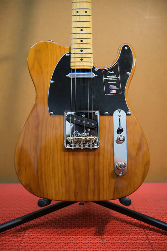 Электрогитара Fender American Professional II Telecaster w/ Case - Roasted Pine
Электрогитара Fender American Professional II Telecaster w/ Case - Roasted Pine