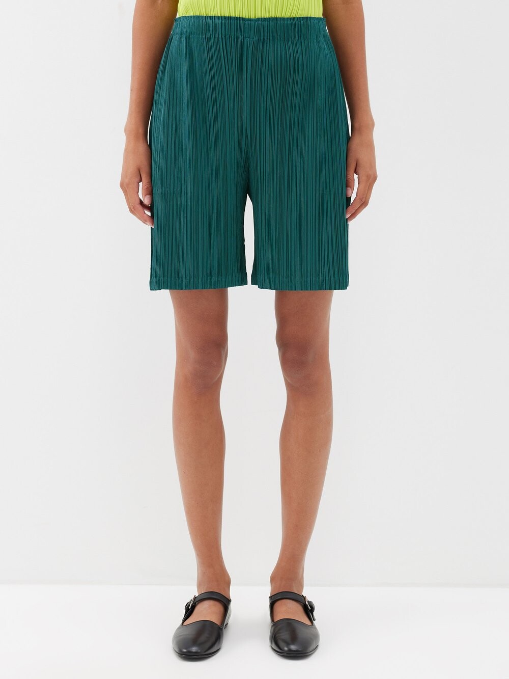 Шорты thicker bottoms 1 с техническими складками Pleats Please Issey Miyake, зеленый
Шорты thicker bottoms 1 с техническими складками Pleats Please Issey Miyake, зеленый
