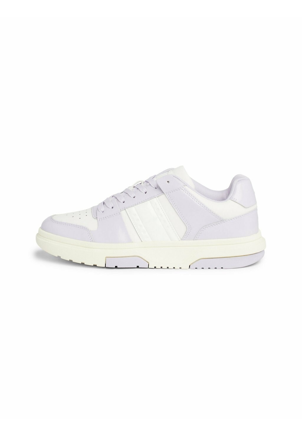 Кроссовки низкие THE BROOKLYN PATENT PANEL Tommy Jeans, цвет lavender flower
Кроссовки низкие THE BROOKLYN PATENT PANEL Tommy Jeans, цвет lavender flower