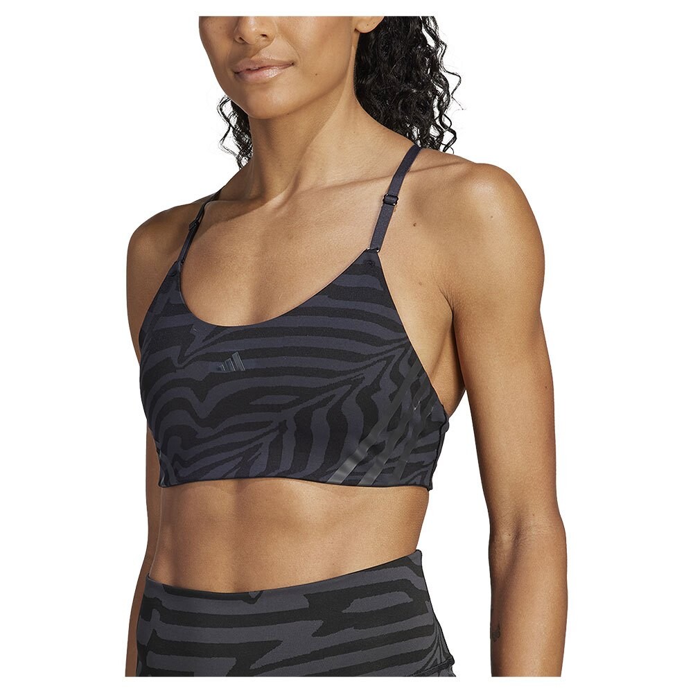 Спортивный бюстгальтер adidas Aeroimpact Light-Support Jacquard 3 Stripes, черный
Спортивный бюстгальтер adidas Aeroimpact Light-Support Jacquard 3 Stripes, черный