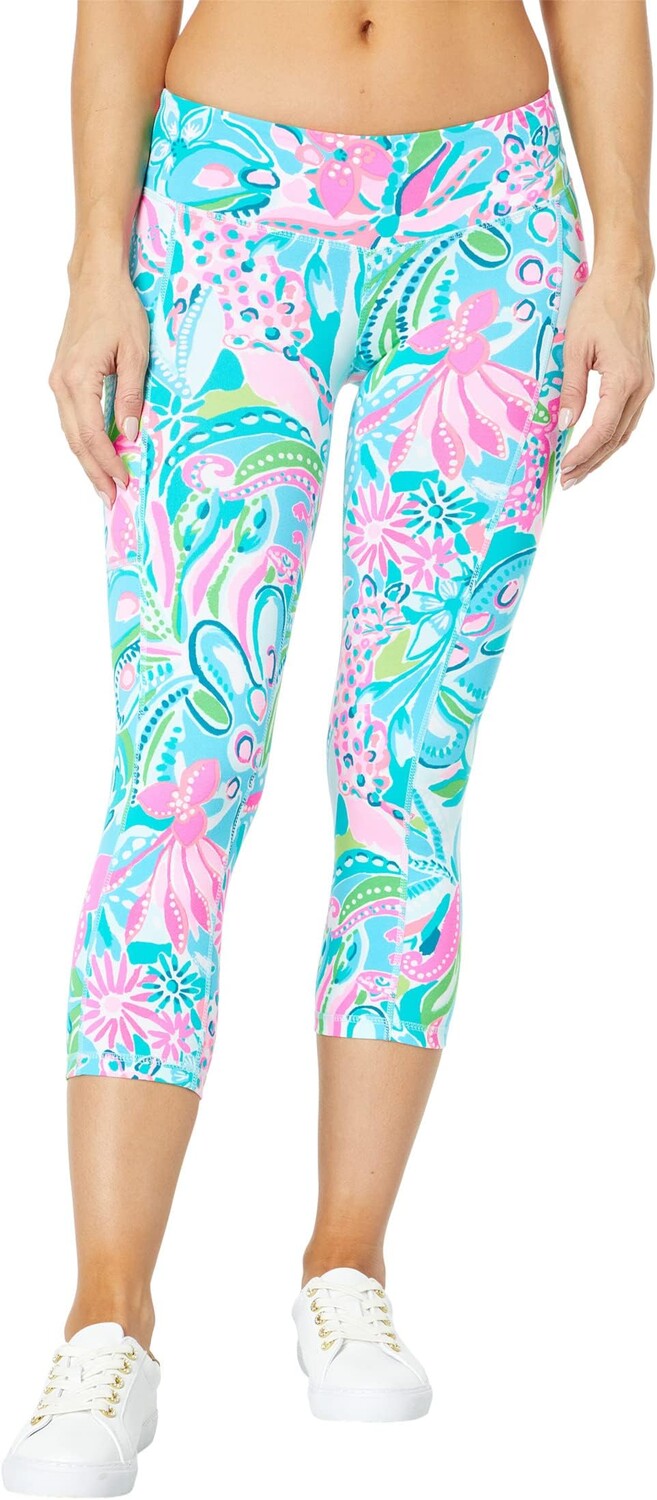 Укороченные леггинсы Weekender UPF 50+ Lilly Pulitzer, цвет Turquoise Oasis Golden Hour
Укороченные леггинсы Weekender UPF 50+ Lilly Pulitzer, цвет Turquoise Oasis Golden Hour