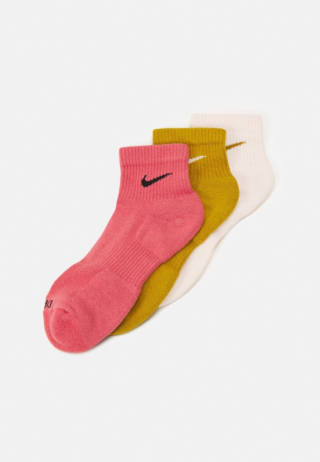 Спортивные носки Nike Everyday Plus Cush Ankle Unisex 3 Pack, розовый/зеленый/белый
Спортивные носки Nike Everyday Plus Cush Ankle Unisex 3 Pack, розовый/зеленый/белый