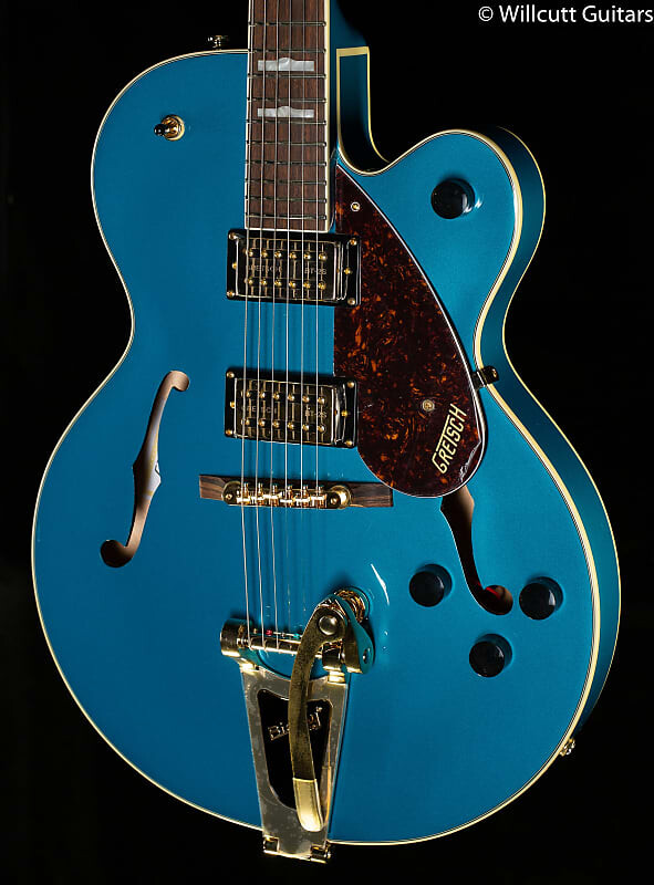 Электрогитара Gretsch G2410TG Streamliner Hollow Body Single-Cut Bigsby Laurel Fingerboard Ocean Turquoise
Электрогитара Gretsch G2410TG Streamliner Hollow Body Single-Cut Bigsby Laurel Fingerboard Ocean Turquoise