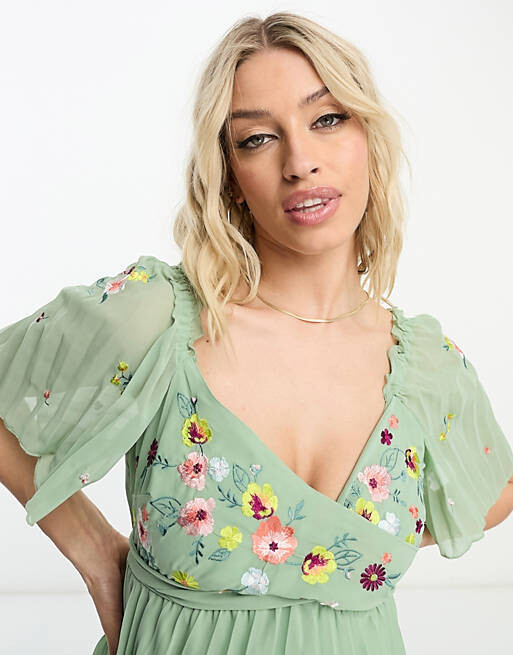 Плиссированное мини-платье с завязками на спине и вышитым бюстом ASOS DESIGN Maternity
Плиссированное мини-платье с завязками на спине и вышитым бюстом ASOS DESIGN Maternity