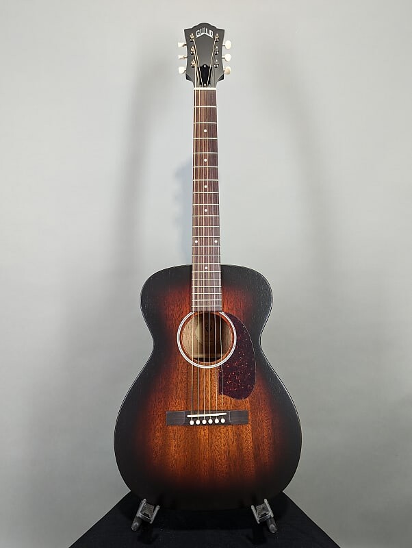 Акустическая гитара Guild M-20 USA Concert Vintage Sunburst Acoustic Guitar w/ Humidified Hard Case
Акустическая гитара Guild M-20 USA Concert Vintage Sunburst Acoustic Guitar w/ Humidified Hard Case