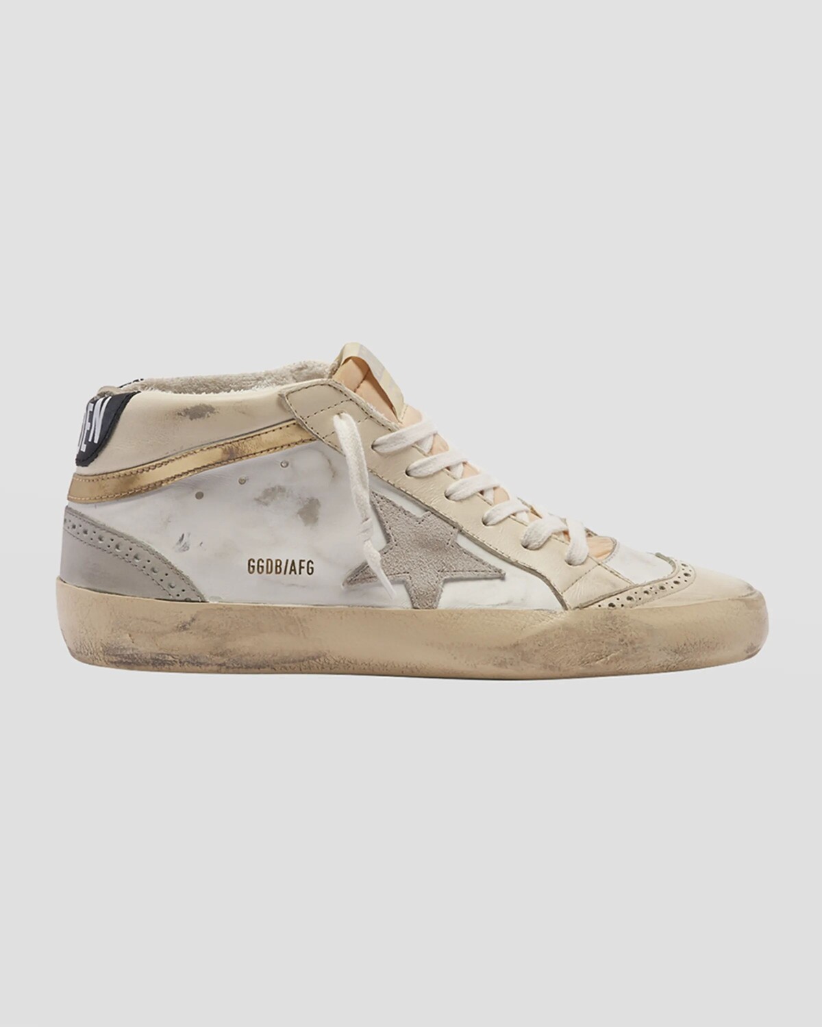 Кроссовки Mid Star из смешанной кожи с кончиками крыльев Golden Goose, цвет White Ivory Light Lilac Light Grey Gold Black
Кроссовки Mid Star из смешанной кожи с кончиками крыльев Golden Goose, цвет White Ivory Light Lilac Light Grey Gold Black