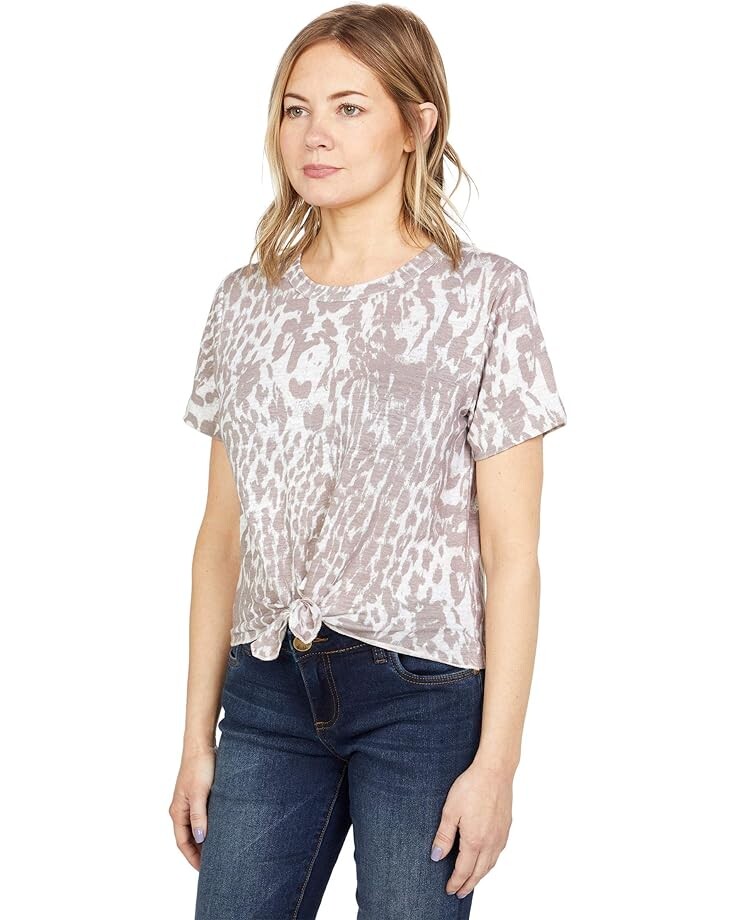 Футболка Chaser Linen Jersey Cropped Short Sleeve Tie Front Tee, цвет White Cheetah
Футболка Chaser Linen Jersey Cropped Short Sleeve Tie Front Tee, цвет White Cheetah