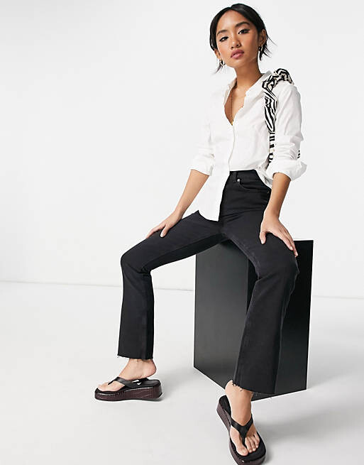 Белая приталенная рубашка из хлопка стрейч с длинными рукавами ASOS DESIGN Petite
Белая приталенная рубашка из хлопка стрейч с длинными рукавами ASOS DESIGN Petite