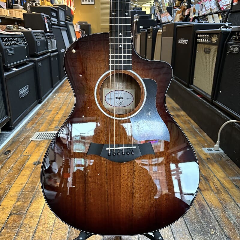 Акустическая гитара Taylor 222ce-K DLX Hawaiian Koa Grand Concert Acoustic-Electric w/Hard Case
Акустическая гитара Taylor 222ce-K DLX Hawaiian Koa Grand Concert Acoustic-Electric w/Hard Case