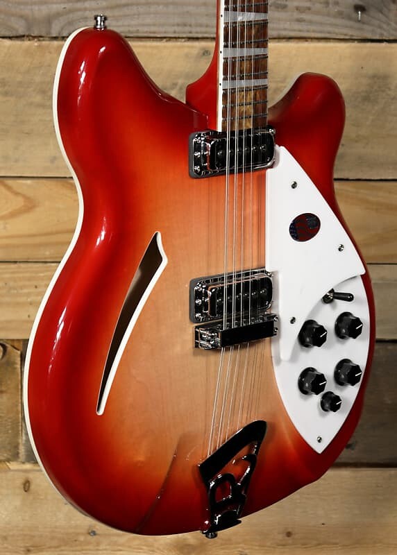 Электрогитара Rickenbacker 360 12-String Semi-Hollowbody Electric Guitar Fireglo Special Sale Price Until 1-31-24
Электрогитара Rickenbacker 360 12-String Semi-Hollowbody Electric Guitar Fireglo Special Sale Price Until 1-31-24