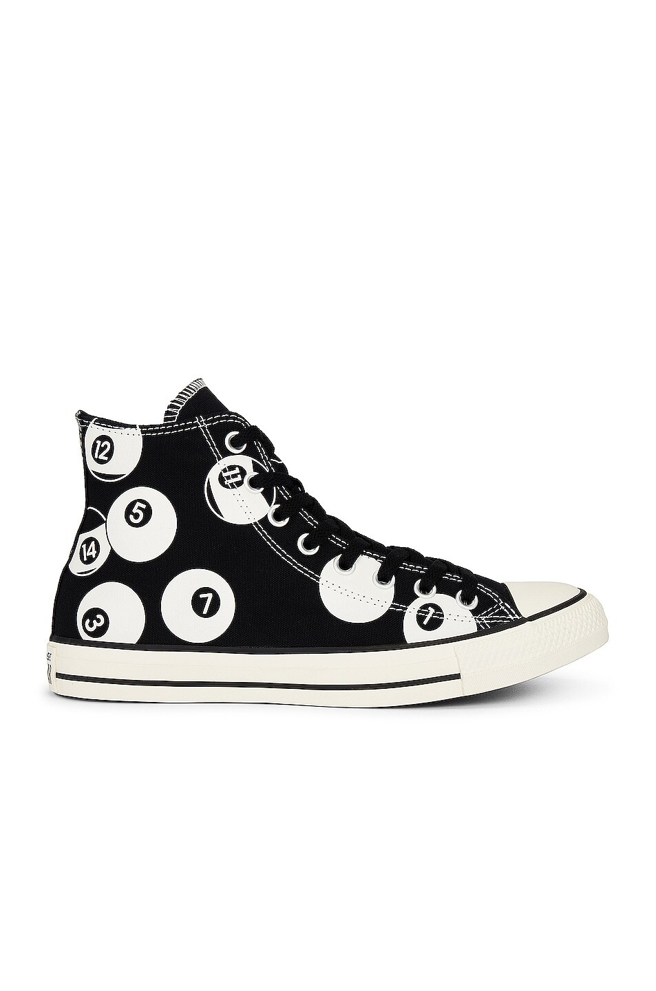 Кроссовки Converse Chuck Taylor All Star Billiards B&W In Black/Vintage White/Egret, цвет BLACK, VINTAGE WHITE, & EGRET
Кроссовки Converse Chuck Taylor All Star Billiards B&W In Black/Vintage White/Egret, цвет BLACK, VINTAGE WHITE, & EGRET