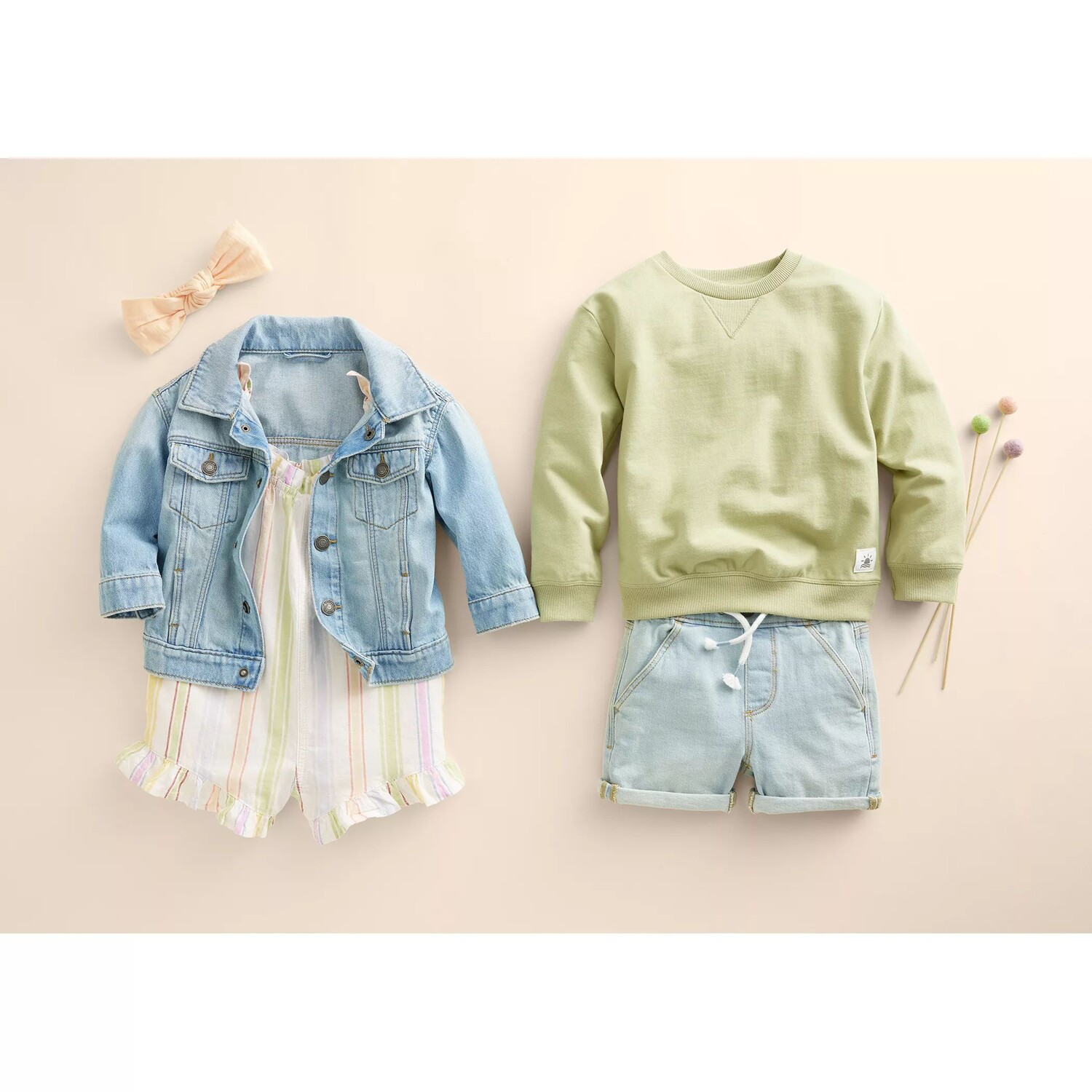 Свободные джинсовые шорты Little Co. для малышей и малышей от Lauren Conrad Little Co. by Lauren Conrad
Свободные джинсовые шорты Little Co. для малышей и малышей от Lauren Conrad Little Co. by Lauren Conrad