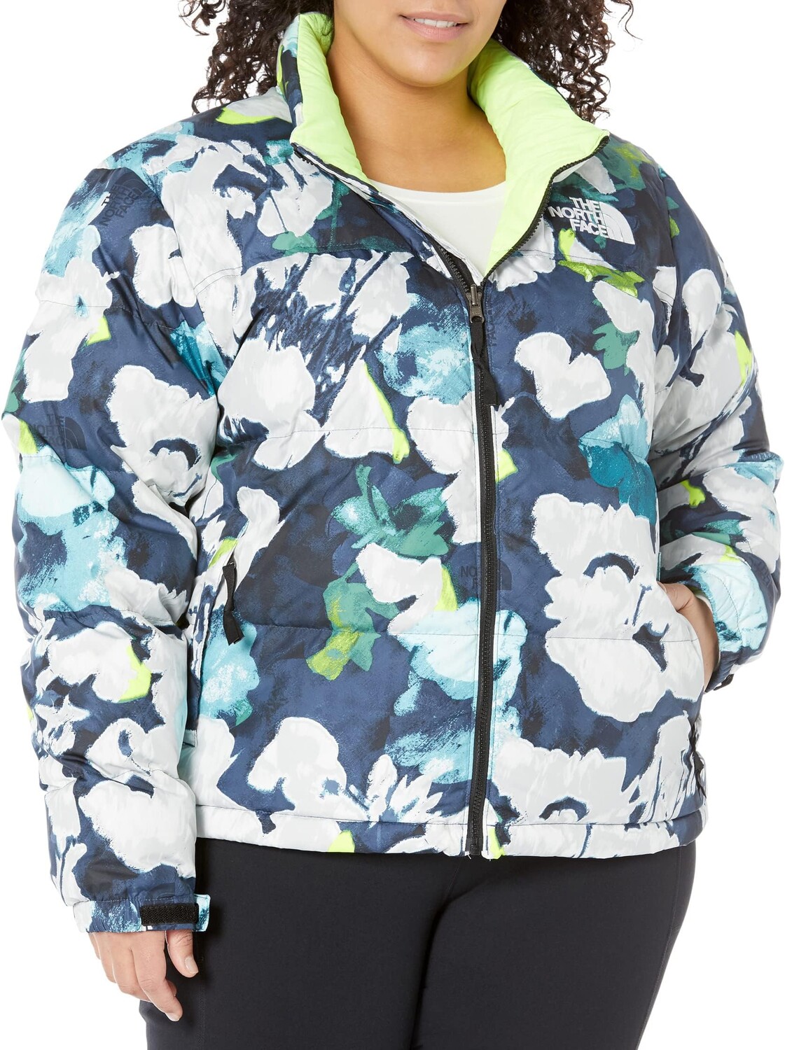 Куртка Nuptse 1996 года в стиле ретро больших размеров The North Face, цвет Summit Navy Abstract Floral Print
Куртка Nuptse 1996 года в стиле ретро больших размеров The North Face, цвет Summit Navy Abstract Floral Print