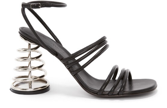 Кожаные босоножки на спиральном каблуке Jw Anderson, черный
Кожаные босоножки на спиральном каблуке Jw Anderson, черный