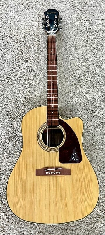 Акустическая гитара Epiphone J-15 EC Deluxe Acoustic Electric Guitar with Hardshell Case - Natural
Акустическая гитара Epiphone J-15 EC Deluxe Acoustic Electric Guitar with Hardshell Case - Natural