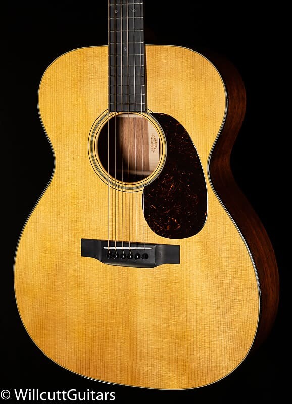 Акустическая гитара Martin Custom Shop 000 18 Style Sinker Mahogany/Adirondack VTS
Акустическая гитара Martin Custom Shop 000 18 Style Sinker Mahogany/Adirondack VTS