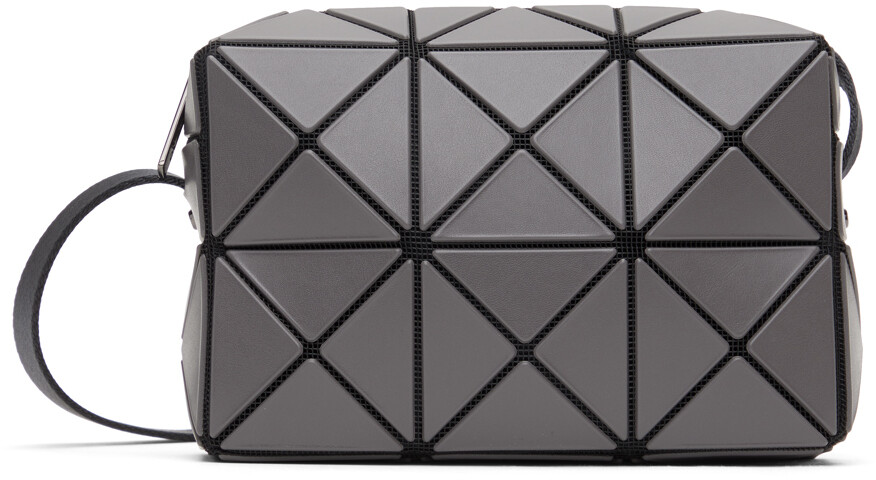 Серая сумка через плечо кубовидной формы Bao Bao Issey Miyake, цвет Charcoal gray
Серая сумка через плечо кубовидной формы Bao Bao Issey Miyake, цвет Charcoal gray