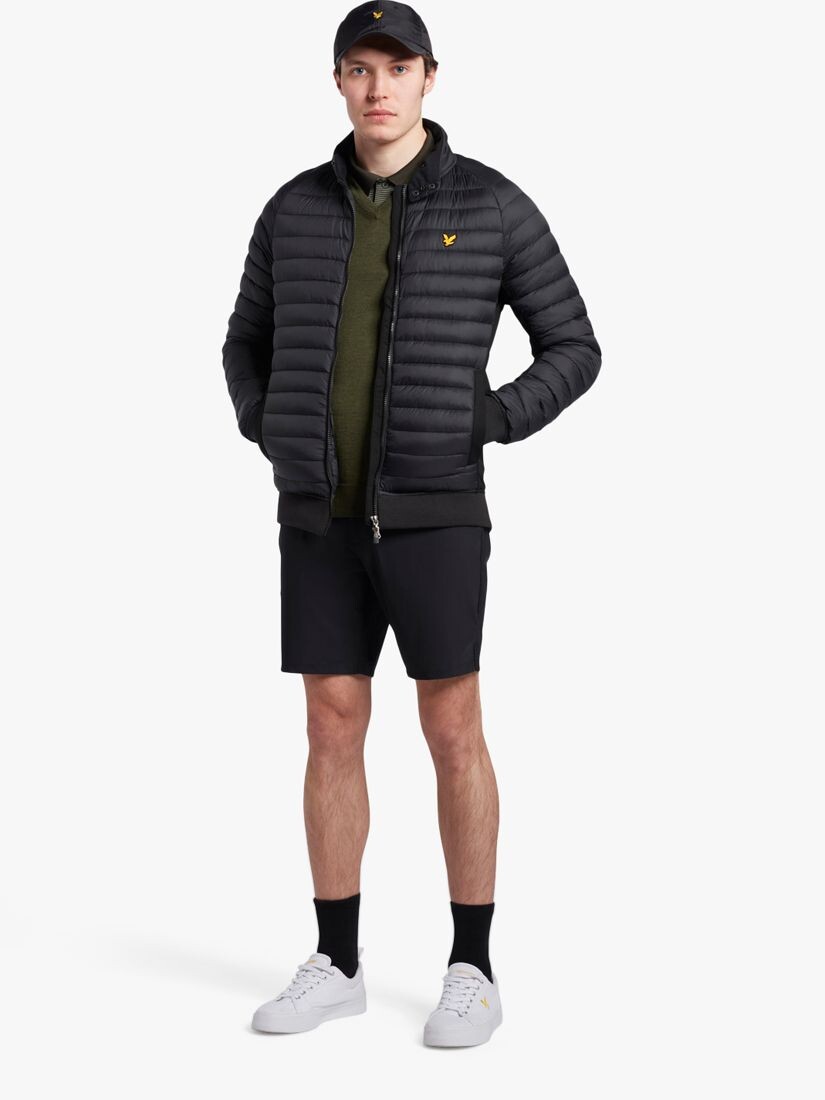 Джемпер из шерсти мериноса Lyle & Scott с V-образным вырезом, X65 Зеленый кактус
Джемпер из шерсти мериноса Lyle & Scott с V-образным вырезом, X65 Зеленый кактус
